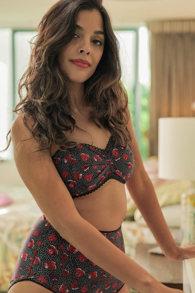 Feel confident and comfortable in our patterned winter floral pansies bralette perfect for everyday living. Browse our collection of Stylish Bralettes and underwear and find your perfect style and colourings today.
